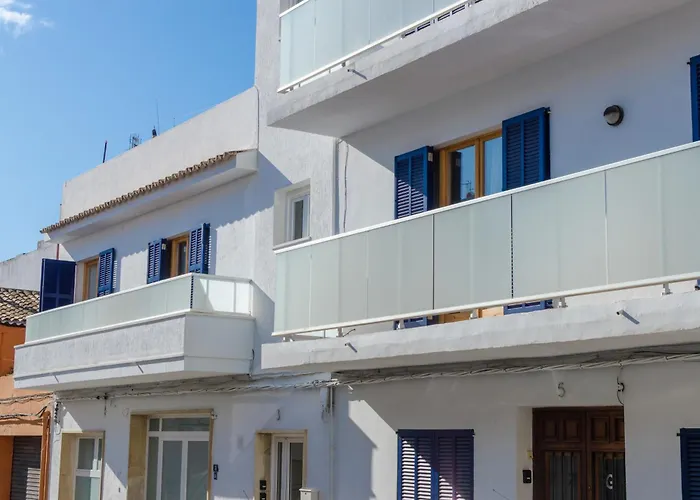 Port Apartments