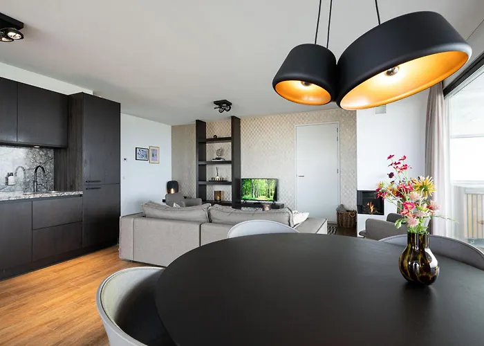 Maris Apartments