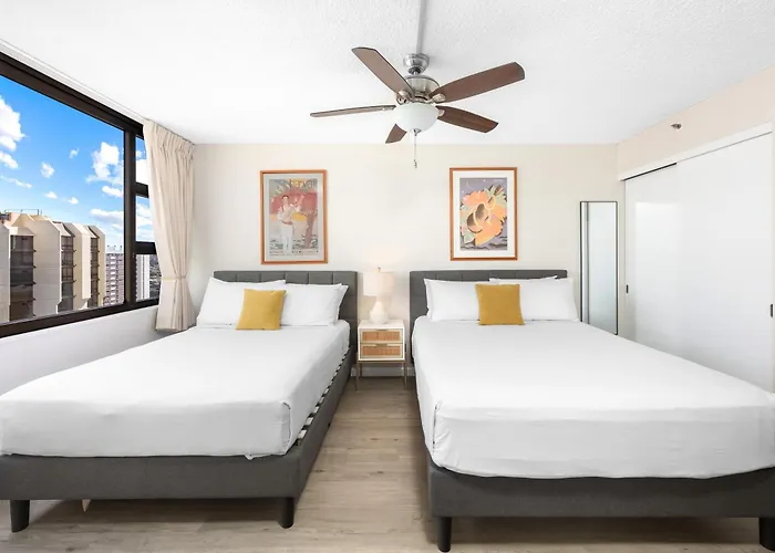 Breezy Condo With Private Lanai, Pool, & Beach Access