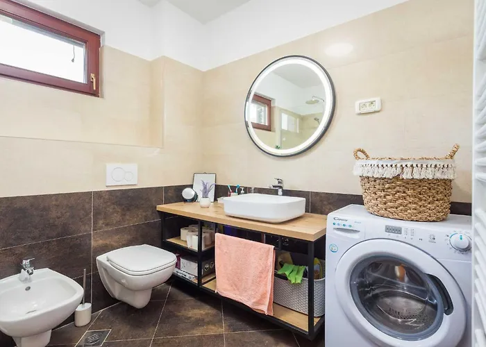 Apartments Cesare With Shared Pool