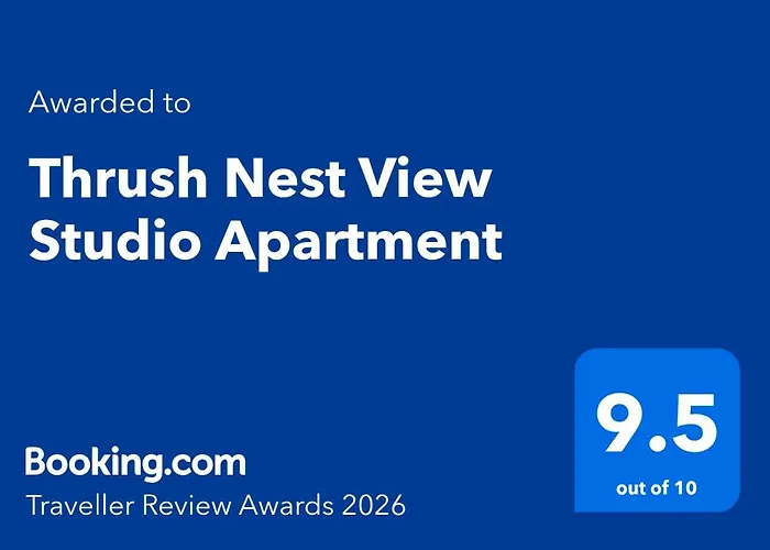 Thrush Nest View Studio Apartment