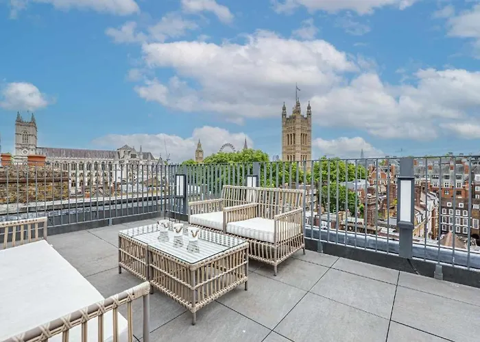 Westminster Apartments By D'Montrio