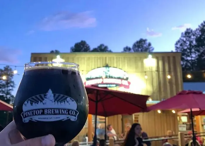 Cozy Spa Townhouse, Walk To Breweries