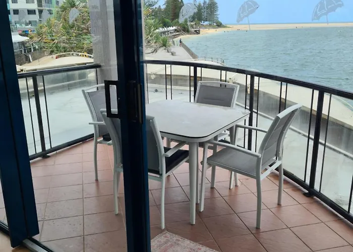 Waterfront Apartments Caloundra