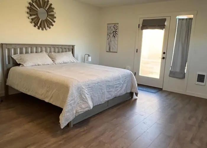 Studio In Forest Grove