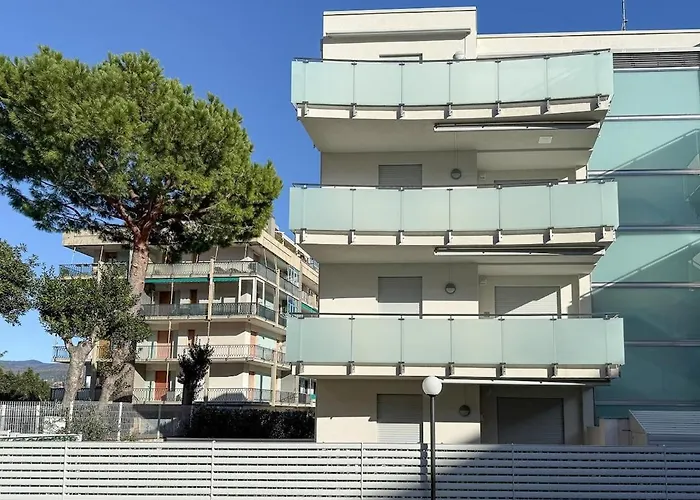 Borghetto Suite Con Parcheggio Privato E Piscina