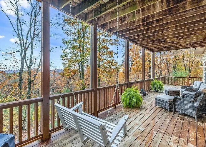 Bohemian Hideaway, Mountain And Valley Views, Pet Friendly
