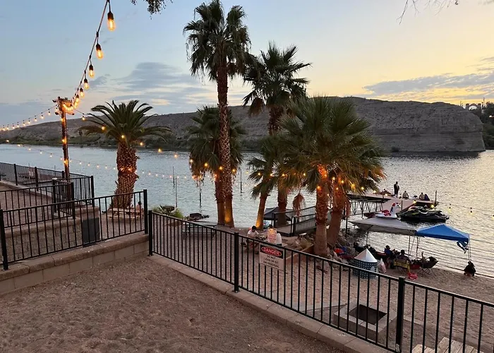 Rendezvous On The River