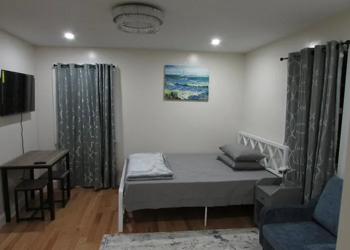 Cozy Rooms In Ozone Park