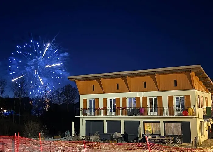 Lodge Des Melezes
