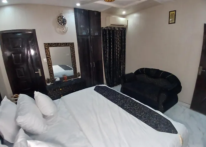 Vision Rooms & Suites