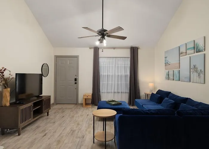 Charming 2 Bedroom And 2 Bathroom Apartment In Mcallen