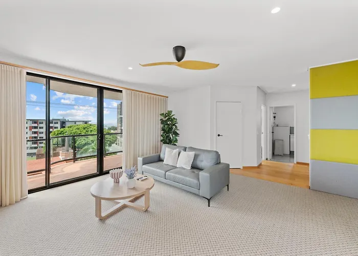 Marine Apartments Redcliffe