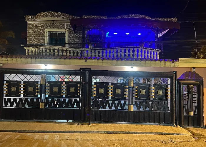 Moderna Casa Cerca Del Aeropuerto Sdq Y De Mi Rent Cars
