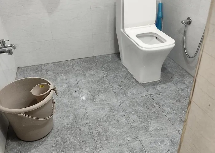 Rahuls 3Bhk Service Apartment Near Nad Jn Vizag
