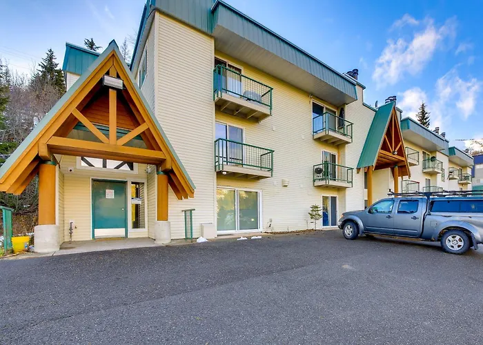 Walk To Chair Lift: Mtn-View Schweitzer Studio!