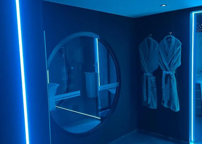 Love Room Bonneville