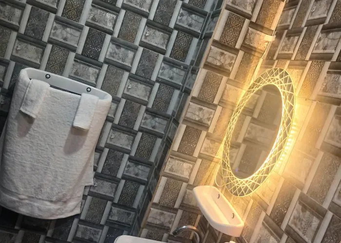 Vision Rooms & Suites