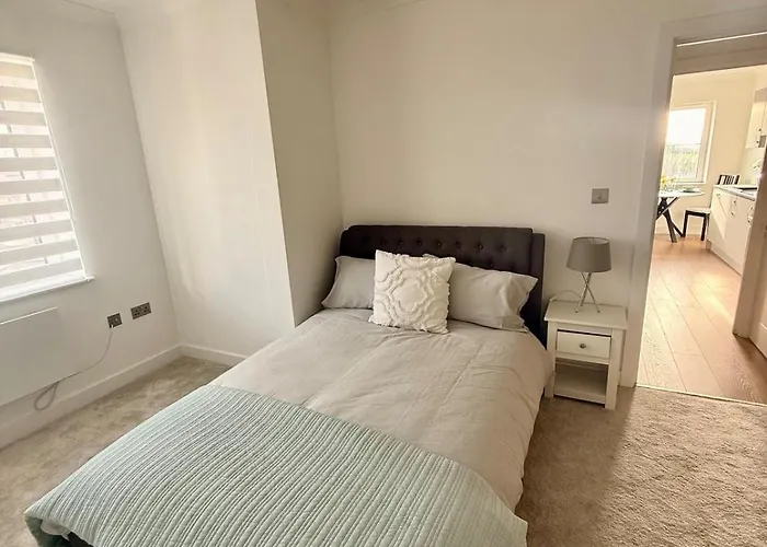 Brand New Fully Equipped Flat In Greater London