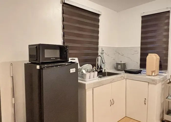 Cozy Home Near Clark Wt Parking, Netflx, Pool