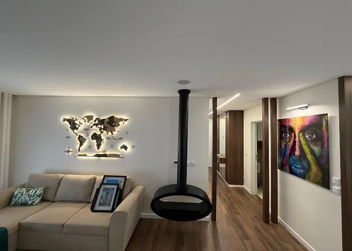 Riverside Residence