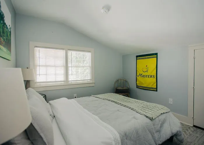 Elegant Masters-Inspired Getaway | Prime Location