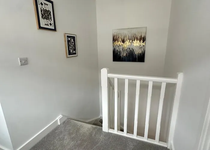 Olive House By Shortstays4U! A Lovely 2Bedroom House In Town Centre!