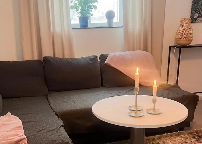 Skolmaestarevaegen Aldersgraens 30