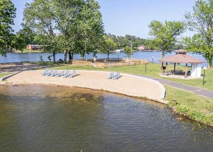 The Cove At Lake Hamilton