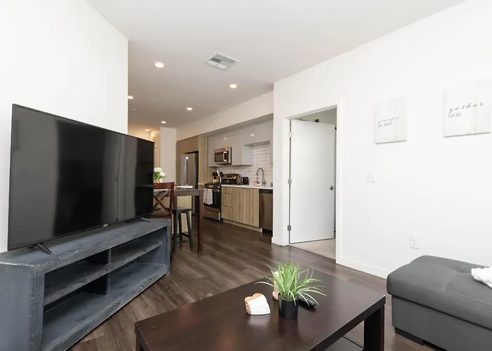 Anaheim 2Br Close To Disneyland & Convention Center