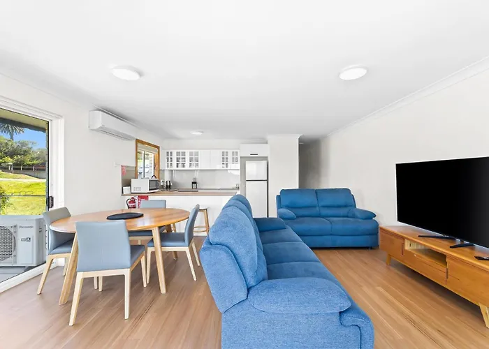 Sapphire Waters Unit 6