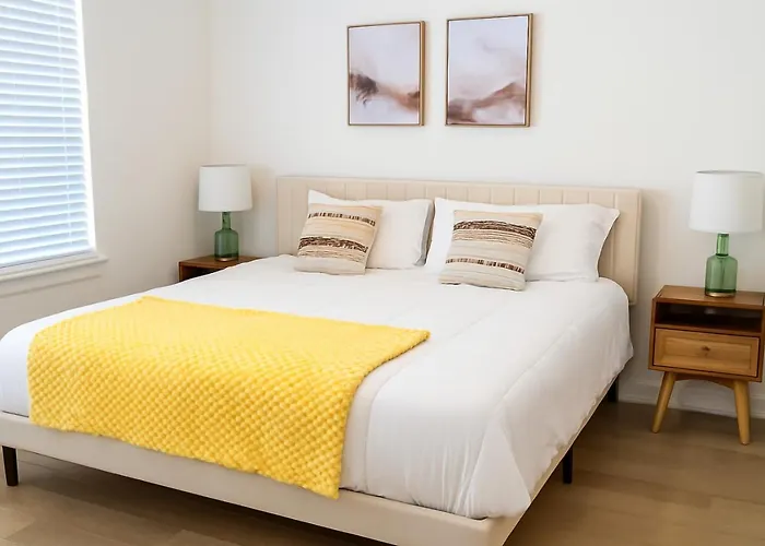 Delightful Work Friendly Home In A Plus Prime Location
