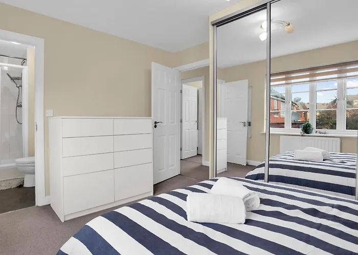 Spacious Family 3Br Near Stanmore Station- The Muse