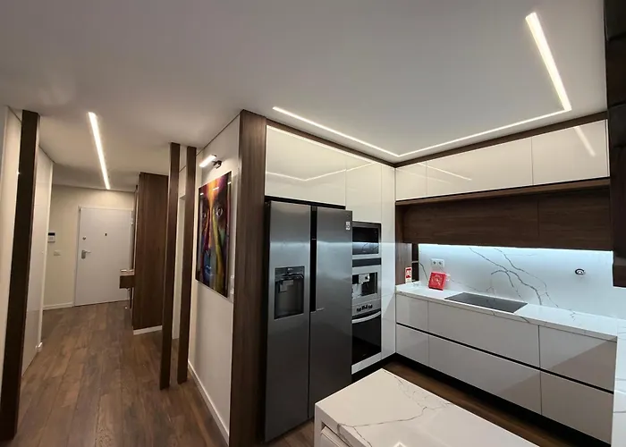 Riverside Residence