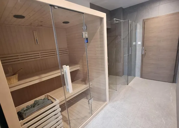 New! Boarderspalace - Luxury Apartments