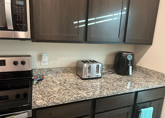 Cozy 2Bedroom Suite Loungegreat For Families