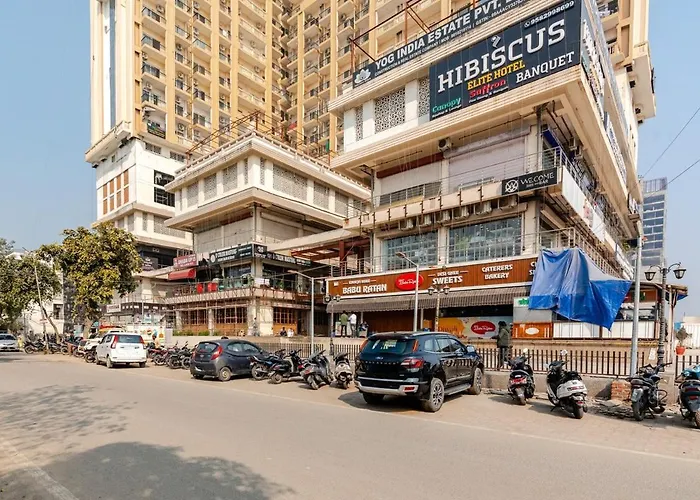 Kaveri Studio Apartment Near India Expo Centre