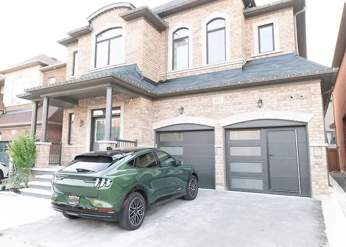 New Basement Apartment With Parking