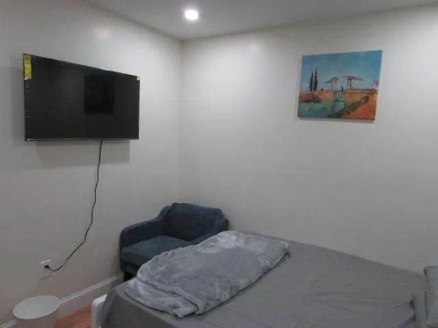 Cozy Rooms In Ozone Park