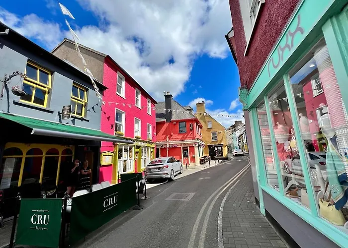 Elegant Penthouse Apartment In Kinsale Town Centre