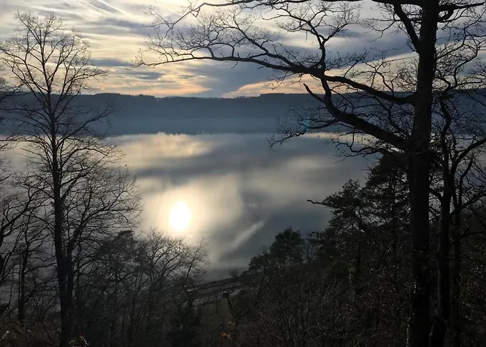 100M Zum See Wunderschoene Wohnung Mit Seeblick