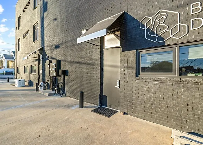 Willow Penthouse