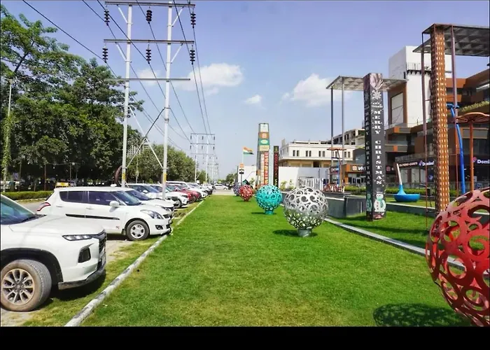 Prime Studio Near Expo-Mart