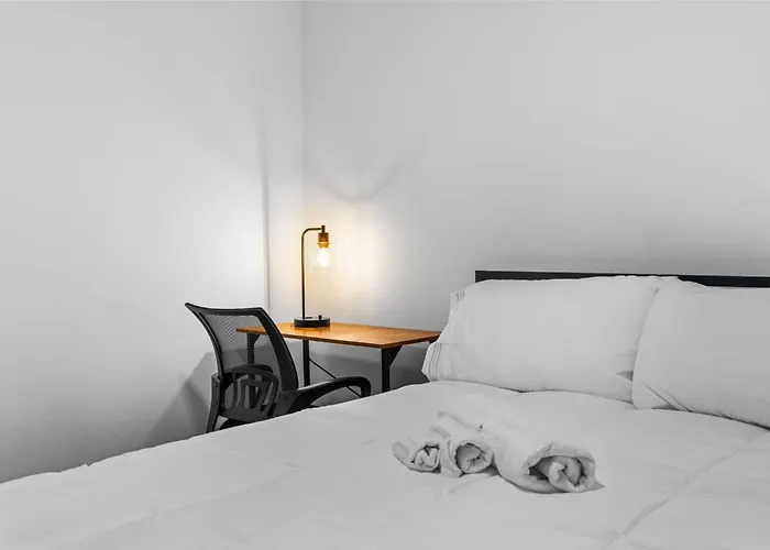 3Br Apt Mins To Bus Newark Airport Penn Sta Nyc