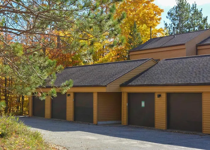 Trout Creek Resort Condo - 1 Mi To Nubs Nob!