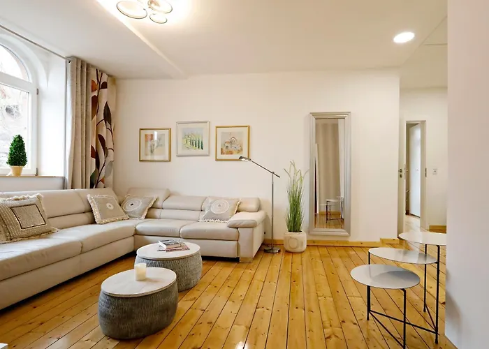 Palatinazeit- Zwei Apartments In Freinsheim -Hamburg & Berlin - Stilvoll Wohnen Unter Einem Dach