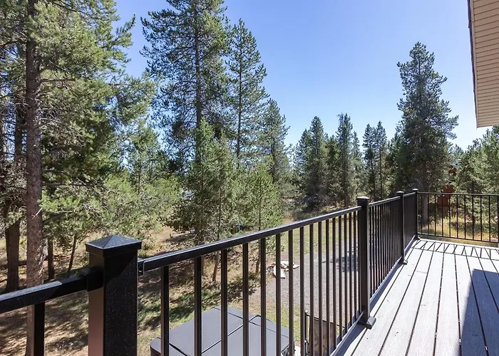 Riverview Retreat -Hot Tub -Fire Pit -1-Acre Lot -