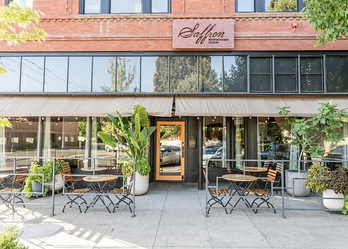 Wine Lovers' Haven | Downtown, Firepit & Patio