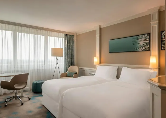 Luxury hotel only: The Westin Grand Munich