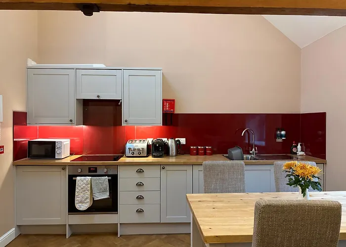 Rolling Mill, Wolds Way Holiday Cottages, 2 Bed, 1St Floor